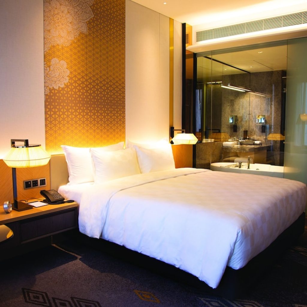هتل ای کیو کوالالامپور | EQ kuala lampur 🛎️