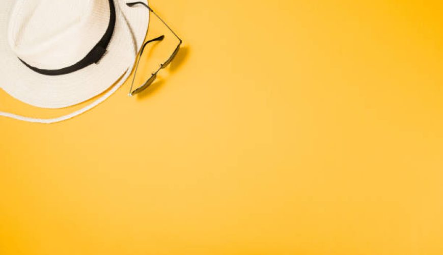 معرفی تخصصی ابزارهای مهم برای سفر خارجی گام‌به‌گام با آسمان سپید