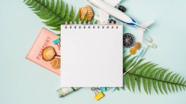 کامل‌ترین لیست وسایل مورد نیاز سفر با هواپیما برای پروازی آسوده