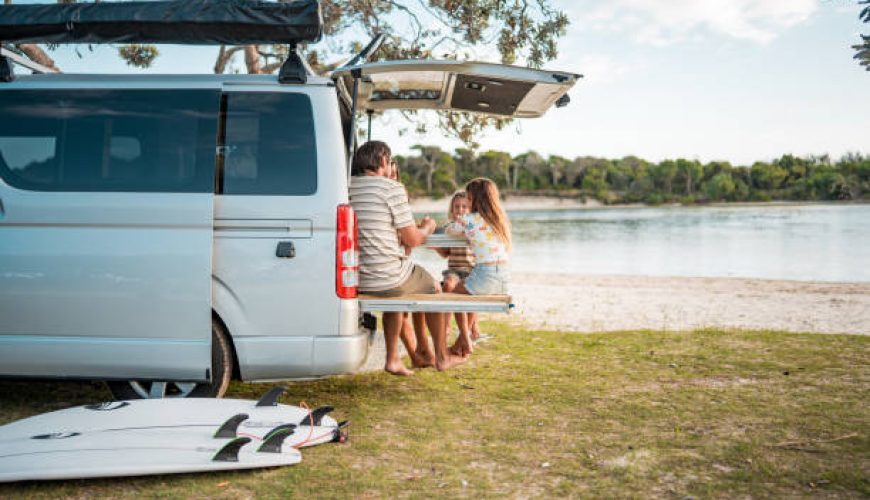 چگونه وسایل مورد نیاز کمپینگ خانوادگی را هوشمندانه انتخاب کنیم؟