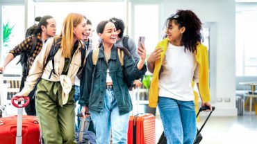 ۱۰ پیشنهاد سفر داخلی مقرون به صرفه برای تجربه ای فراموش نشدنی