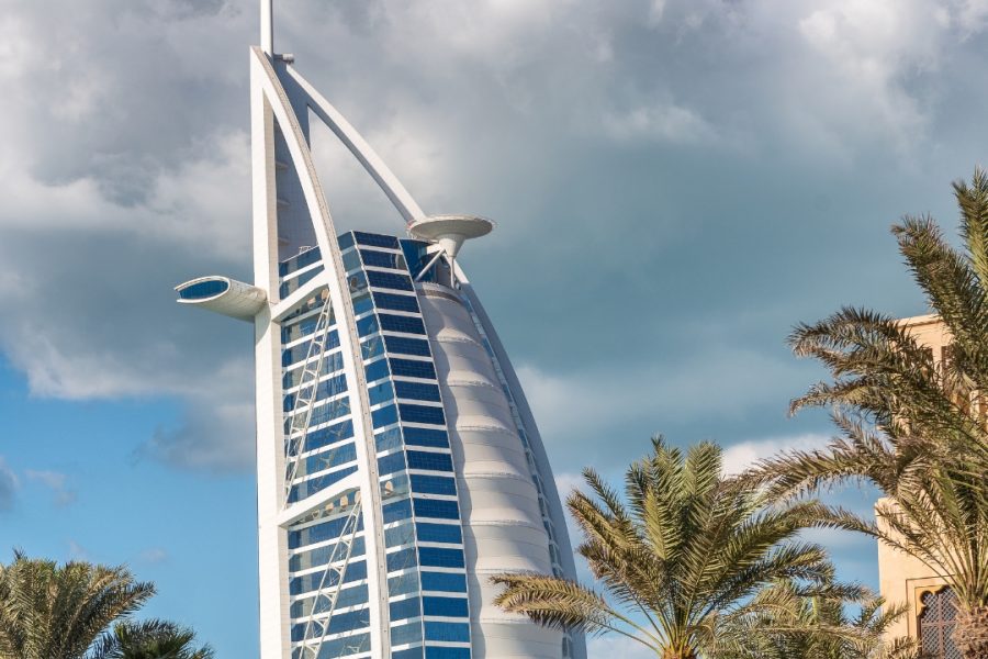 تور ویژه دبی از مشهد با آسمان سپید