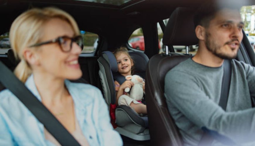 معرفی تخصصی ابزارهای ایمنی در سفر طبیعت‌گردی ضروری برای هر کمپینگ