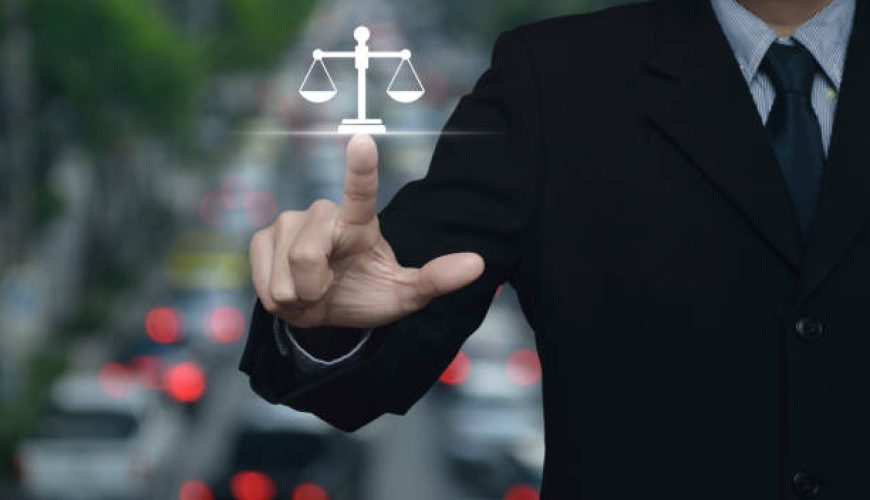 ترفندهای کاربردی قوانین رانندگی در شهرهای توریستی برای اجتناب از جریمه.