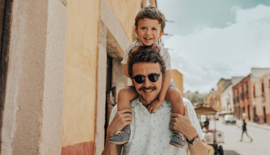 راهنمای جامع: آشنایی با تمامی قوانین پرواز کودکان و نوزادان در سفرهای هوایی