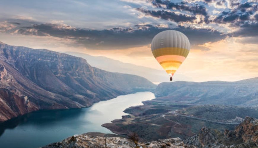 ۱۰ مقصد برتر برای ایرانگردی ماجراجویانه: کشف گنجینه‌های پنهان ایران