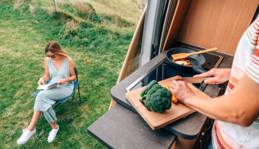 معرفی و مقایسه بهترین صندلی و میز تاشو مسافرتی برای کمپینگ