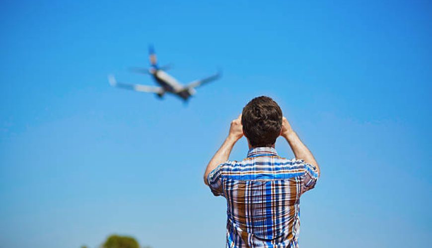 بهترین ابزارهای جست‌وجوی پرواز ارزان: راهنمای جامع مقایسه و انتخاب