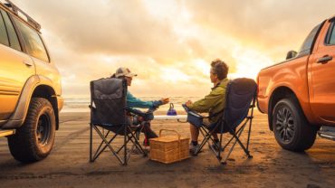 ترفندهای کاربردی افزایش طول عمر صندلی و میز تاشو مسافرتی شما