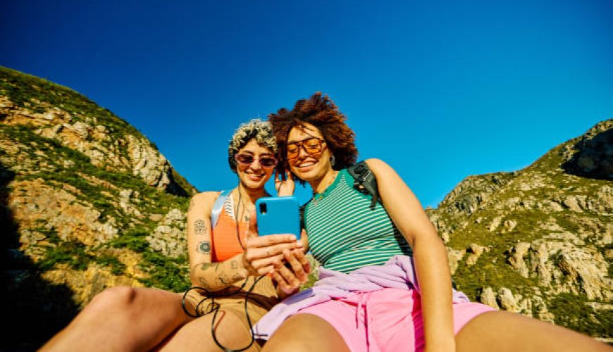 جدیدترین وسایل الکترونیکی ضروری در سفر: سفر خود را هوشمند کنید