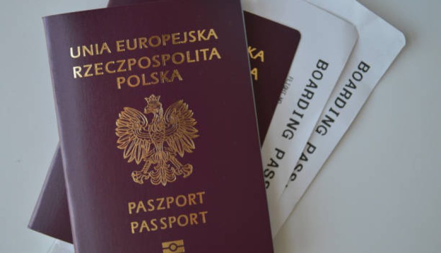 کامل‌ترین چک لیست ابزارهای مورد نیاز سفر با ماشین شخصی برای هر مقصد