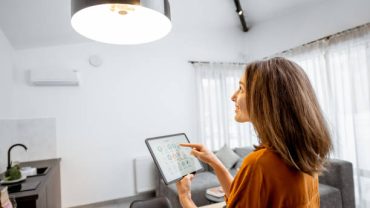 با ابزارهای نورپردازی ما هیچ تاریکی باقی نمی‌ماند؛ خرید آسان