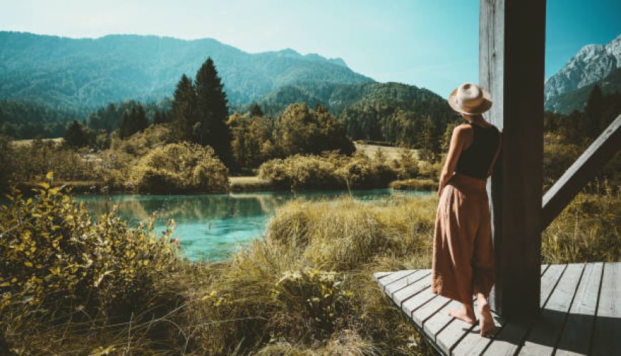 راهنمای جامع ابزارهای دوستدار محیط‌زیست در سفر برای کاهش ردپا