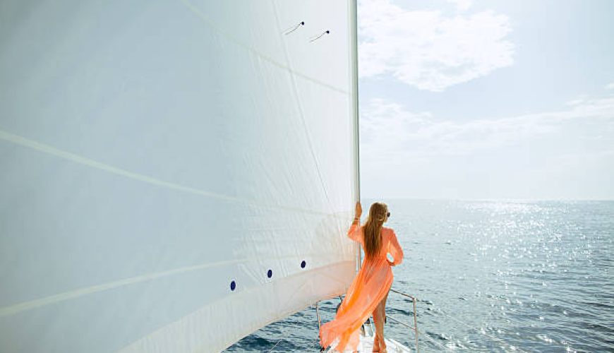 ایرانگردی لوکس اختصاصی شما طراحی سفر با آسمان سپید