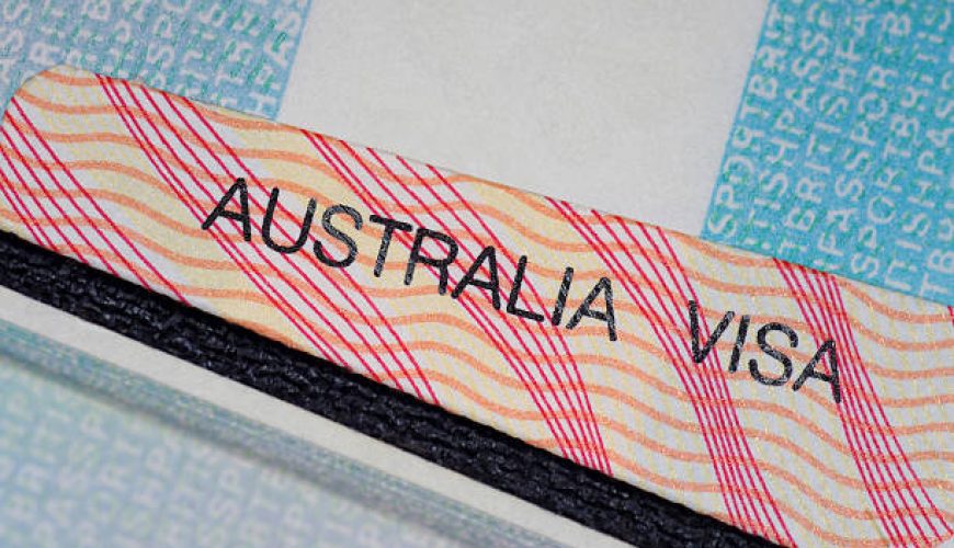 ترفندهای کاربردی: چگونه از قوانین گمرک در سفر خارجی آگاه باشیم؟