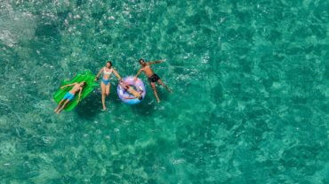 ترفندهای کاربردی برای سفری اقتصادی با تور ایرانگردی ویژه تابستان