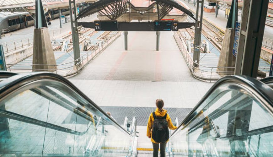 ۷ ترفند طلایی برای پیدا کردن ارزان‌ترین شهر ایران برای سفر