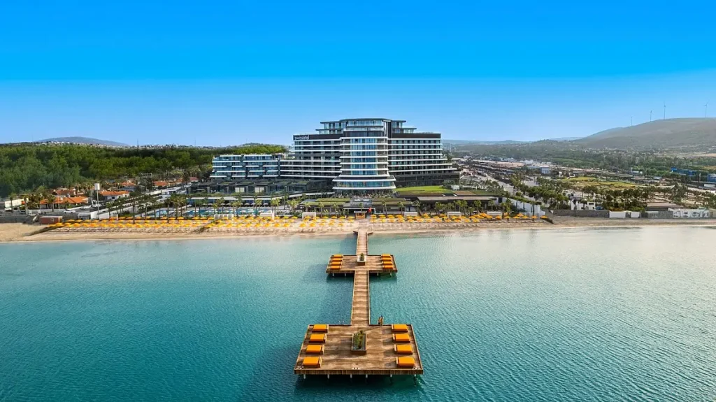 هتل پاساپورت پیر ازمیر | Pasaport Pier Hotel 🛎️