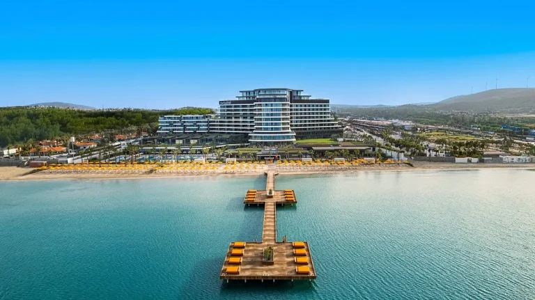 هتل پاساپورت پیر ازمیر | Pasaport Pier Hotel 🛎️