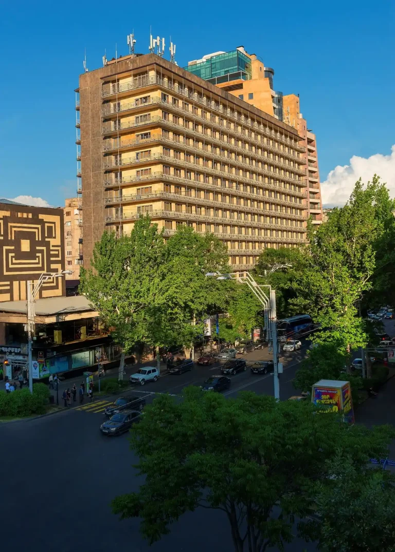 هاستل انوی ایروان | Envoy Hostel Yerevan 🛎️