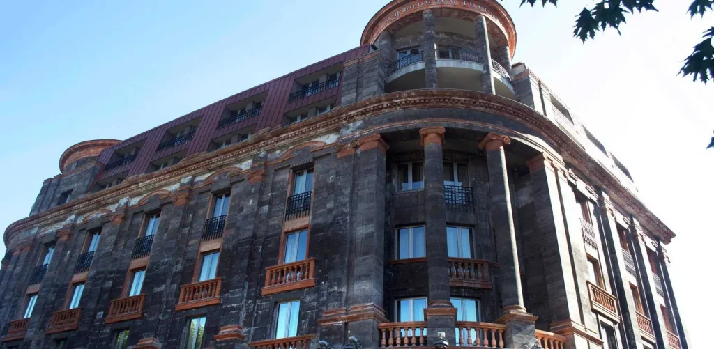 هتل اربونی ایروان | Erebuni Hotel Yerevan 🛎️